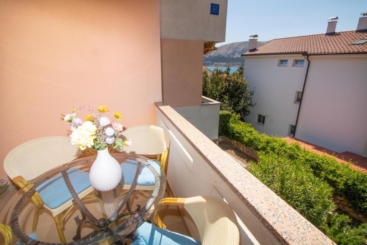Apartments Ema & Mislav With Terrace Baska  Exterior photo